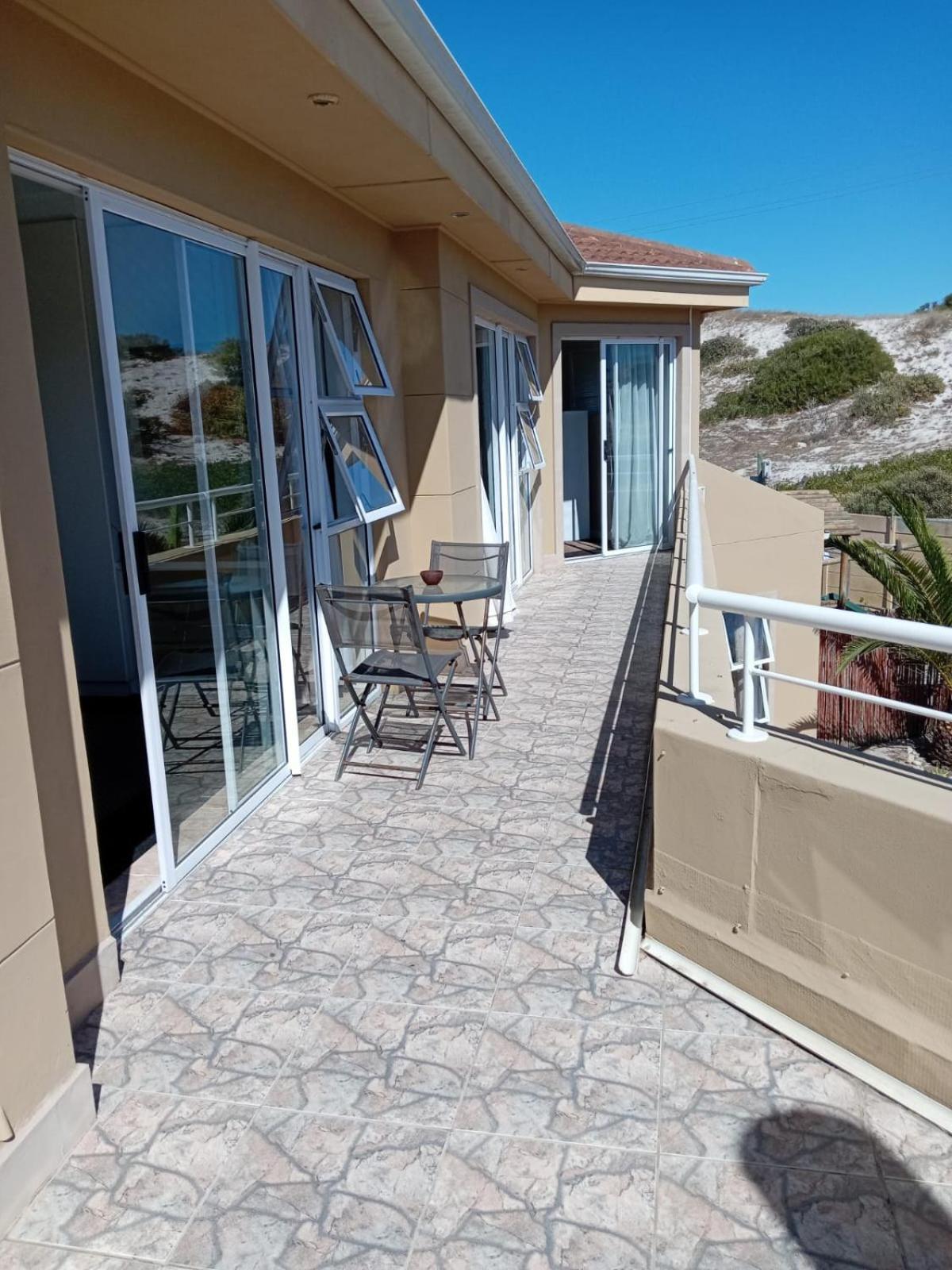 Harbour Close * Cape Town